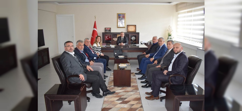 İhtiyaç sahibi öğrencilere yapılacak yardımları görüştüler