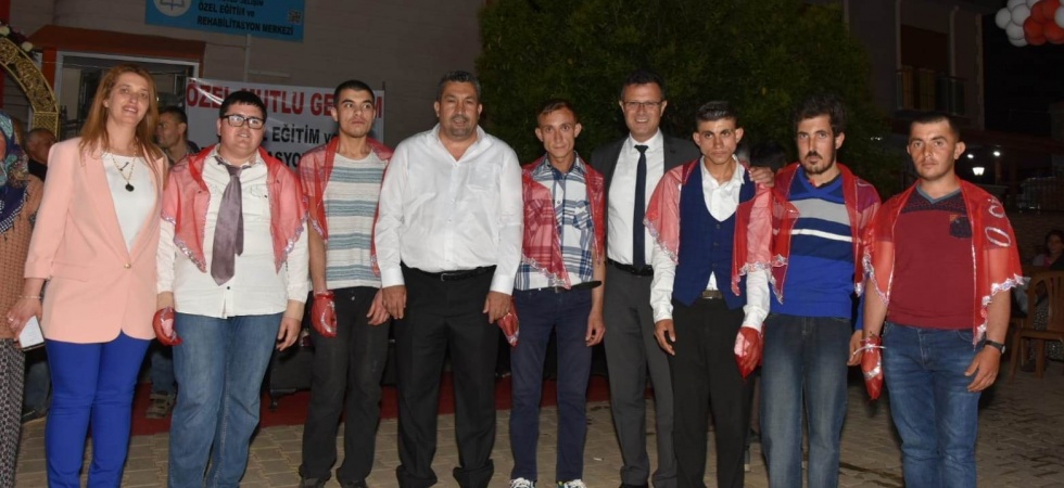 Engelli Gençler Askere Uğurlandı