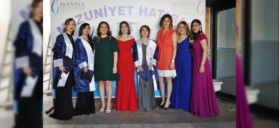 Sarıgöl MYO’da mezuniyet sevinci