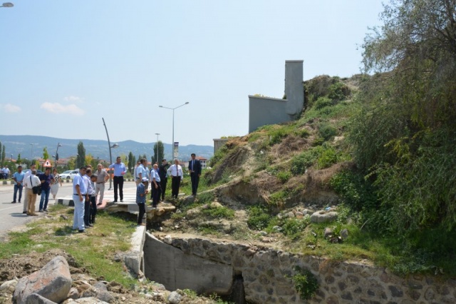 SELENDİ'DE SEL TAŞKIN ÇALIŞMALARI DEĞERLENDİRİLDİ