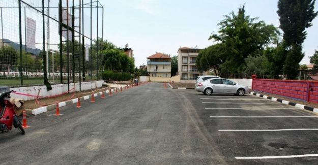 Alaşehir Belediyesi’nden Rahatlatan Yol Çalışması