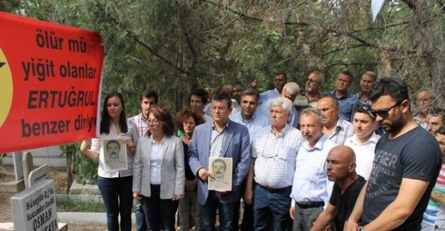 CHP’liler Karakaya’yı Mezarı Başında Andı