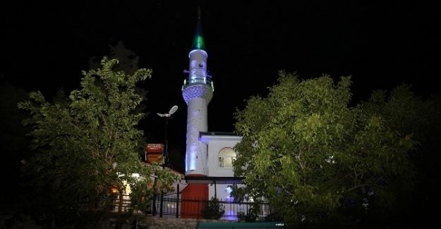 KÖY CAMİLERİ TEK TEK IŞIKLANDIRILIYOR