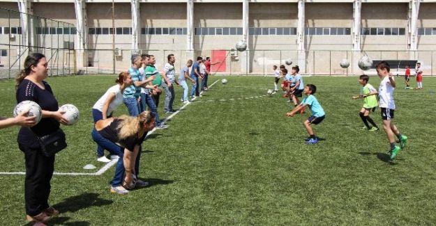 Manisa’da ‘Ailemle Spor Yapıyorum’ Projesi Büyük İlgi Görüyor