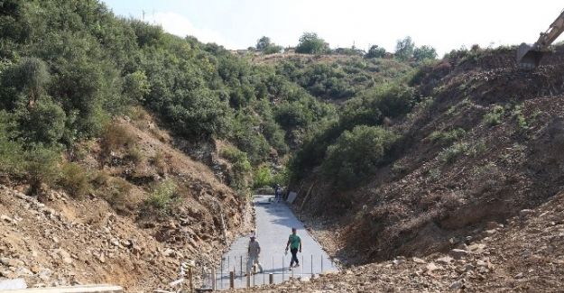 Başkan Şirin yol çalışmalarını yerinde inceledi