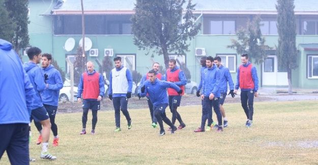 Akhisar Belediyespor lige moralli döndü