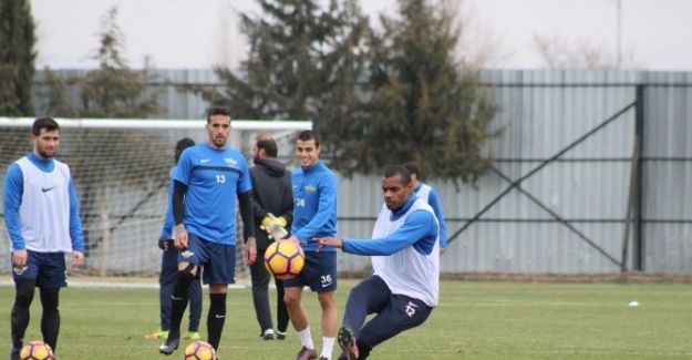 Akhisar Belediyespor yarın kupa maçı hazırlıklarına başlayacak