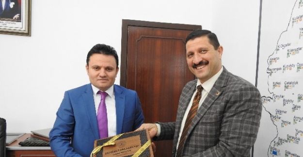 Kaymakam Akyol misafirlerini ağırladı