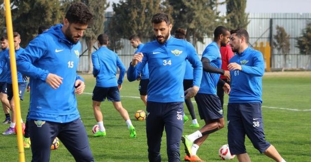 Akhisar Belediyespor, kupada Başakşehir’in konuğu oluyor