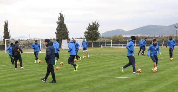 Akhisar Belediyespor, Adanaspor maçı hazırlıklarına başladı