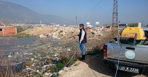 Kırkağaç’ta ilaçlama çalışmaları