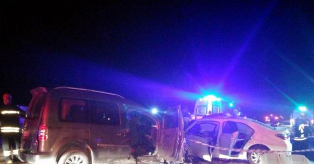 Manisa’da katliam gibi kaza: 2 ölü, 2’si ağır 10 yaralı