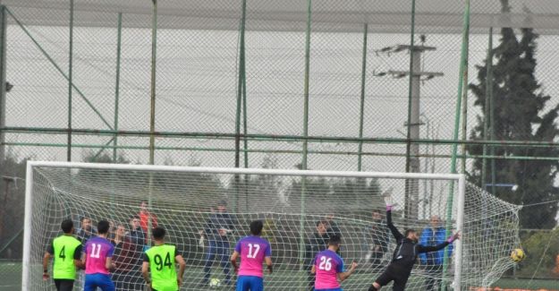 Yunusemre Belediyespor play-off’lara galibiyet ile başladı