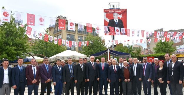 Alparslan Türkeş, ölümünün 20’nci yılında Salihli’de anıldı