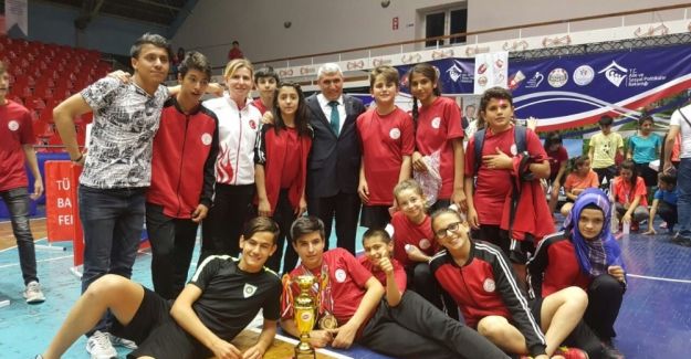 Badminton’da milli gurur