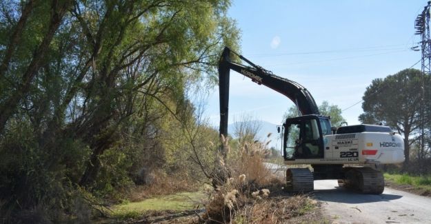 Manisa’da 2 bin 500 metrelik dere çalışması