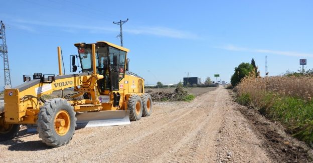 Şehzadeler’de ova yolu yolu çalışmaları sürüyor