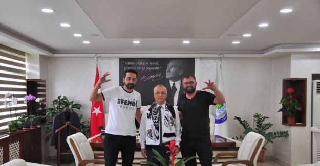 Fenerbahçeli başkana Beşiktaş atkısı