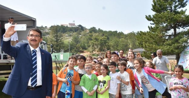 Gazili çocuklar Spil’de buluştu