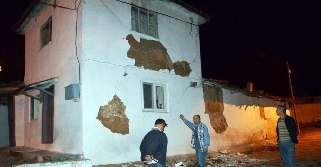 Manisa’daki depremin bilançosu netleşiyor