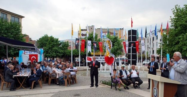 Salihli’ye iki yeni meydan