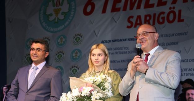 Sarıgöl’deki toplu açılışlar konser ile son buldu