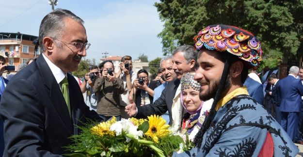 Trende edebiyat sempozyumu başladı