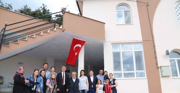 Yunusdere Camii dualarla hizmete açıldı