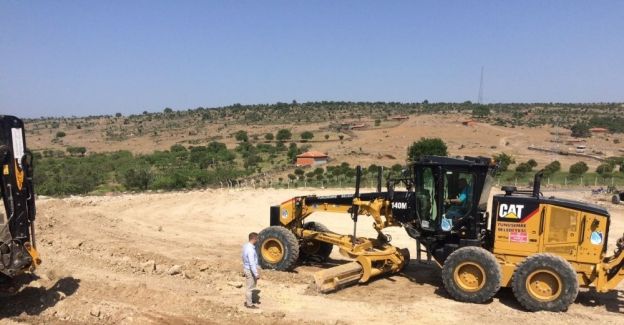 Yunusemre Belediyesinden Maldan’a futbol sahası