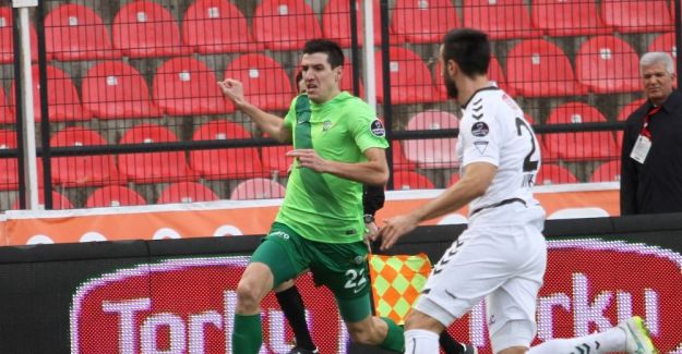 Akhisar Belediyespor’da 3 yolcu daha var