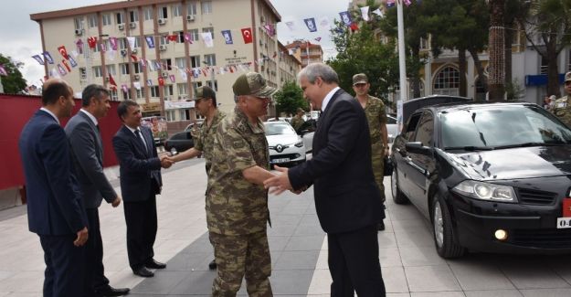 Vali Güvençer, Korgeneral Bekiroğlu’nu ağırladı