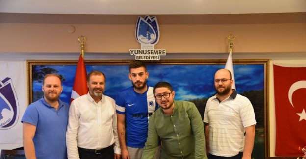 Yunusemre dış transferlerini sürdürüyor