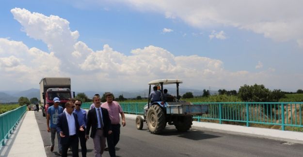 Manisa’da bir dur-geç köprüsü daha tarih oldu