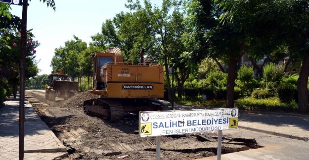 Salihli’de kent merkezi yollarına yenileme