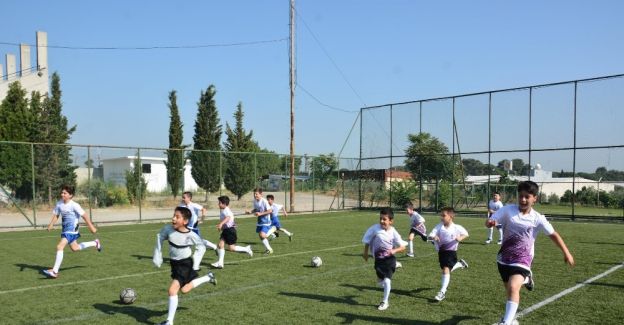 Şehzadeler 8 ayrı branşta yaz spor okulu açtı