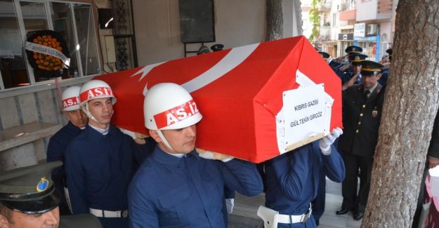 Akhisarlı Kıbrıs Gazisi son yolculuğuna uğurlandı