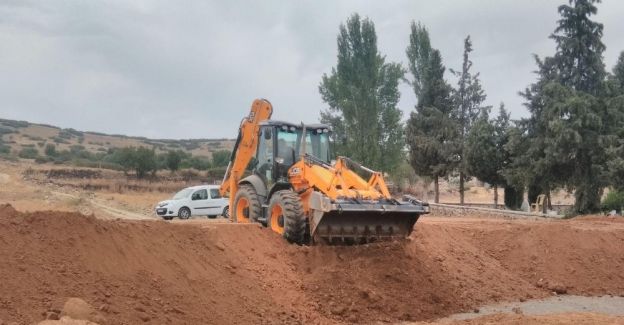 Kula’nın yeni mezarlık alanı gömüye hazır hale getirildi