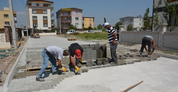 Şehzadeler’de 120 günde 60 bin metrekare parke taşı döşenecek