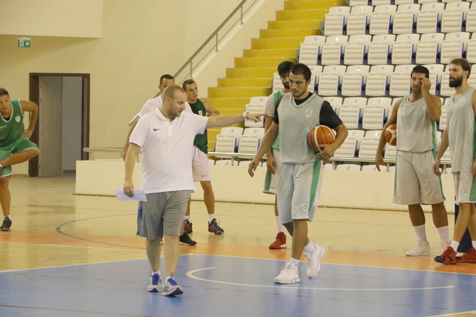 Basketbolseverler Hazırlık Maçına Davetli