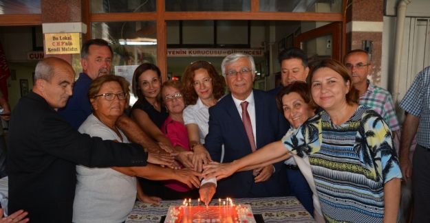 CHP 94. kuruluş yıldönümünü kutladı