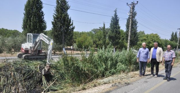 Hürriyet Mahallesi’nde dere temizlik çalışması tamamlandı