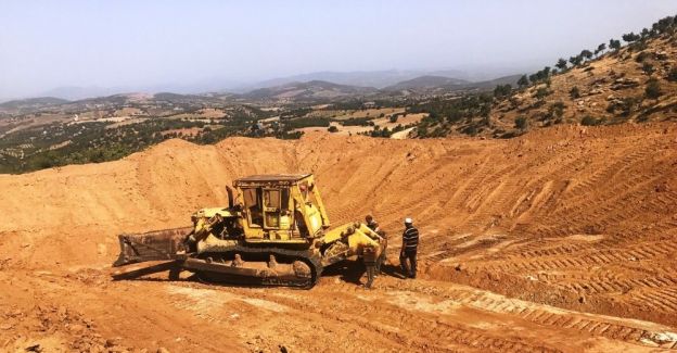 Poyraz Mahallesine hayvan içme suyu göleti yapılıyor