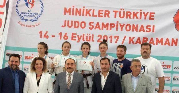 Yunusemreli judocular Karaman’dan madalyayla döndü