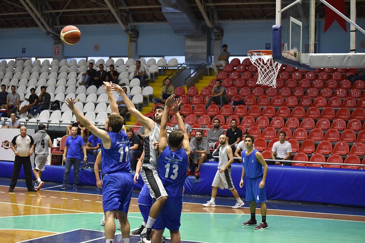 Manisa'da Basketbol Heyecanı Başladı