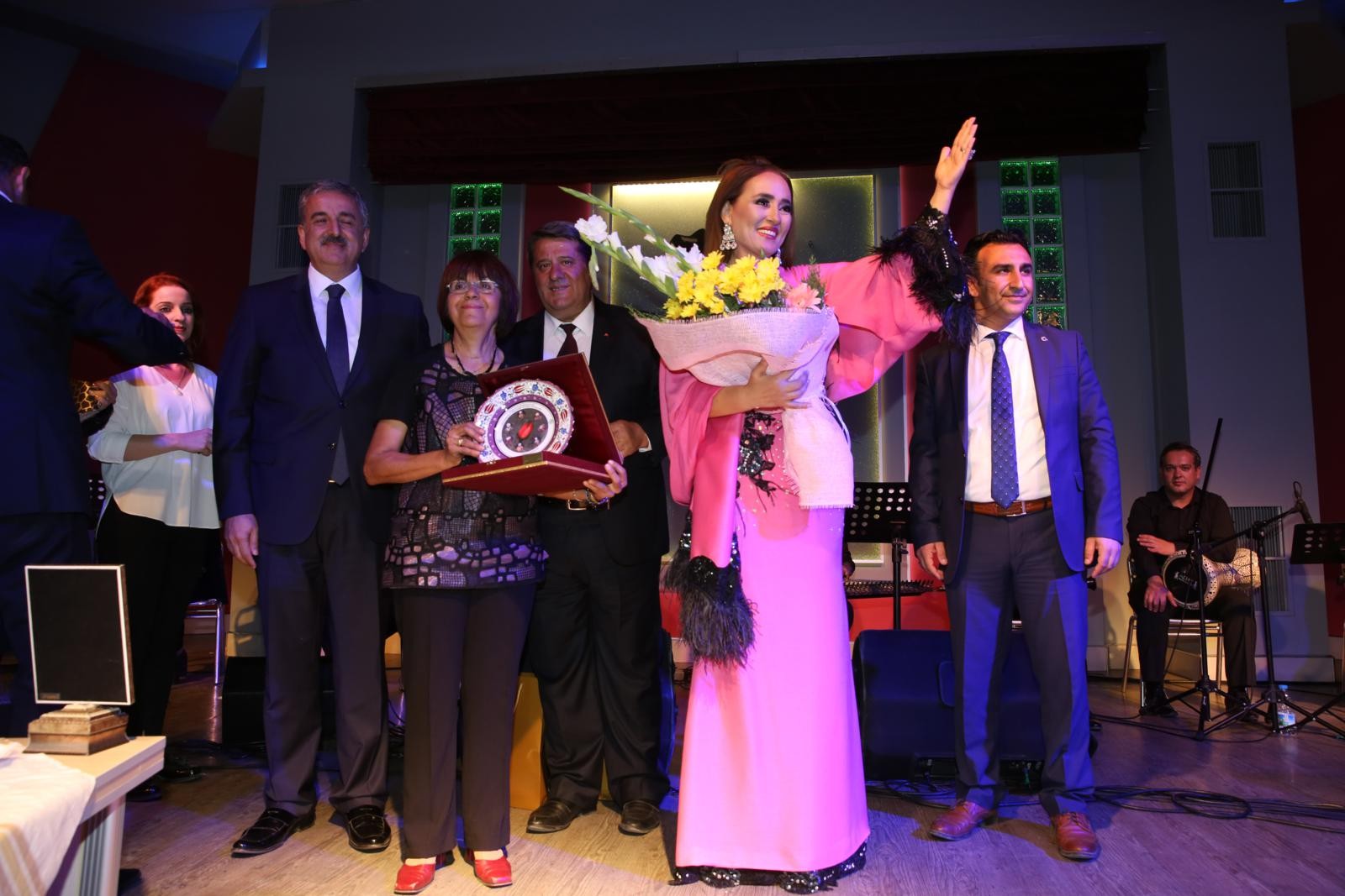 Manisa'da Sokak Hayvanları İçin Konser