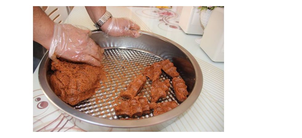 Çiğköfte tartışmasına Fakıbaba'da katıldı