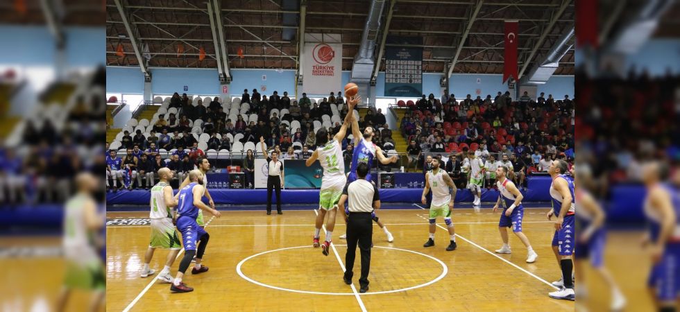 Manisa BBSK Fethiye Belediye Takımını Konuk Etti