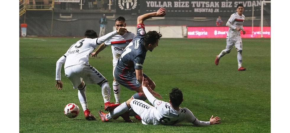 Manisaspor Kupaya Veda Etti