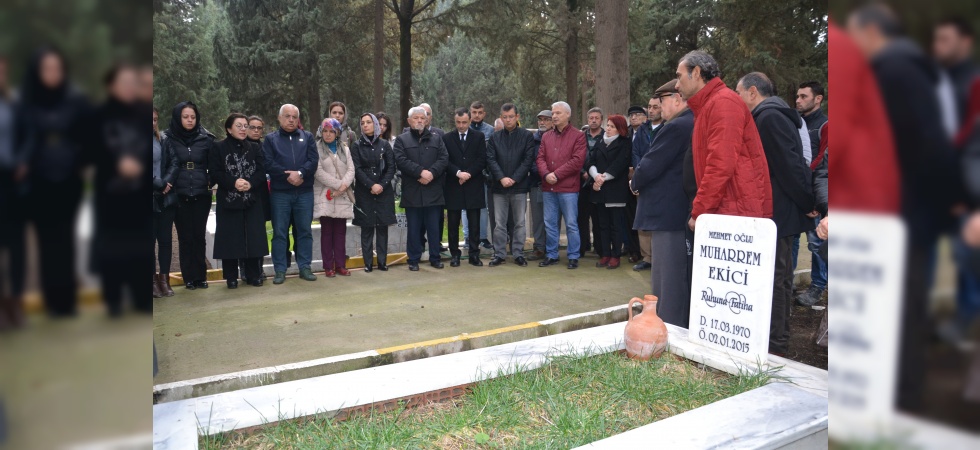 CHP’li Eski Başkan Mezarı Başında Anıldı