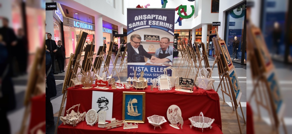 Ahşaplar Usta Ellerde Sanat Eserine Dönüştü